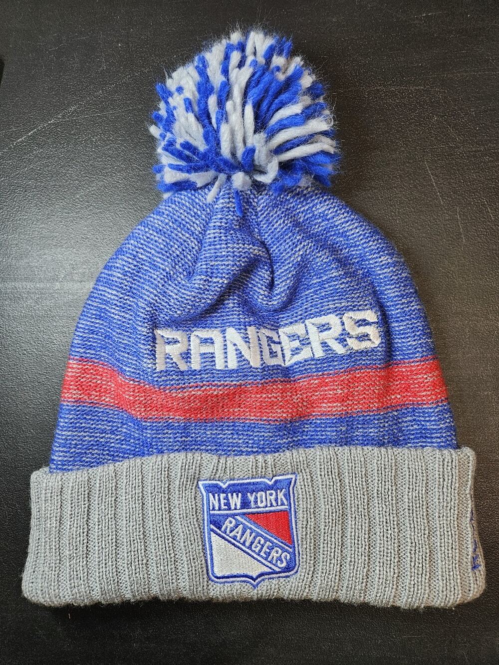 Rare 2014 Reebok Center Ice Collection NHL New York Rangers Knit Hat Beanie Pom